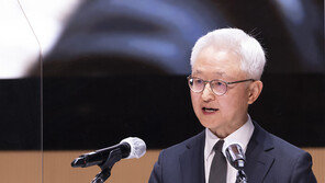 “목숨 걸고 하는 것” 삼성 반도체 임원 30명 물갈이…‘위기의식 처방’