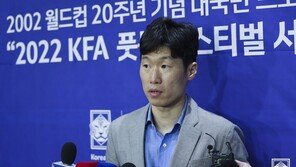 네이마르 팬 서비스 보며 호날두 떠올린 박지성 “전 동료로서 아쉬워”