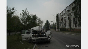 “우크라이나 동부서 외신기자 2명 부상·운전자 사망”