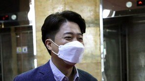 이준석, 우크라서 간담회 “NGO, 의약품·식품 지원 요청”
