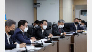 尹, 北도발에 봉사활동 취소… 53분 만에 대통령실로 출근