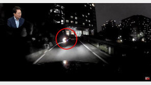 혼자 넘어진 ‘역주행’ 오토바이…마주오던 車 뺑소니 신고 (영상)