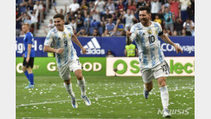 ‘축구의 신’ 메시, 생애 첫 A매치 5골…아르헨 33경기 무패