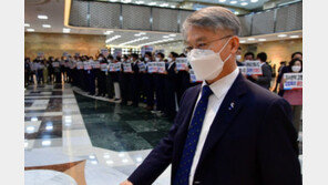 민형배 “‘이재명 책임론’ 핵심, 당대표 출마해 재건하라는 것”