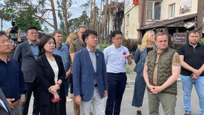 “이준석 우크라行, 자기정치면 문제” “기차는 간다”…與 당권갈등 수면위로