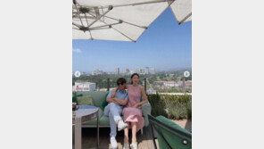 176㎝ 서하얀, 남편 임창정 품에 안고 애정 과시…LA도 반한 미모