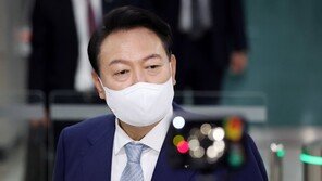 尹 “대통령 집무실 시위도 허가되는 판”…野 “옹졸함의 극치”