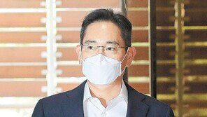이재용 “잘 다녀오겠다” 12일간 유럽 출장길 올라 