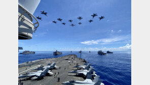 美항모 2척 참가 ‘용감한 방패’ 훈련 시작… ICBM 요격훈련도