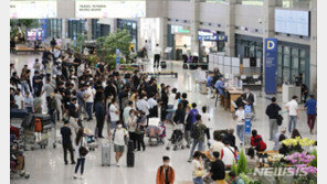 오늘부터 인천공항 24시간 운영…항공업계 “PCR검사도 폐지해야”