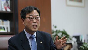 文 정부 금감원장 김기식 “검사 출신 금감원장 임명 고려할 만해”