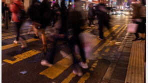 “찔린 후 걷기 힘들고 구토”…유럽 전역 ‘주사기 테러’ 공포