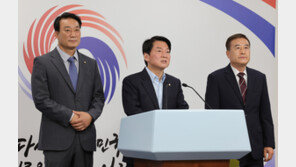 安, 인수위 백서 전달…尹 “집단지성 존중, 나라 잘 만들겠다”