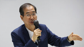 한 총리 “반도체 등 첨단산업의 세계 전쟁서 반드시 이겨야”