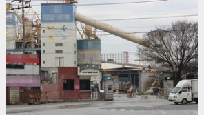 화물연대 파업에 레미콘공장 가동 중단 속출…“내일이면 모두 멈춘다”