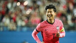 손흥민, 파라과이전도 선발 출격…황의조 원톱 복귀