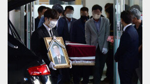 “천사를 데려가나… 여보, 집 와야지” 방화 희생자 가족들 오열 