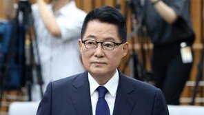 박지원 “尹 X파일도 있다” 여권 “저러는 의도가 의아”