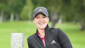 남성들과 겨뤄 9타 차이로 압승… 23세 그란트, 유럽투어 새 역사