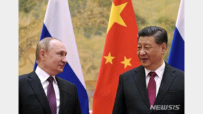 시진핑, 푸틴과 통화…“중국, 우크라 사태 해결 위해 도울 것”
