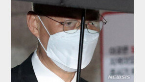 檢, ‘블랙리스트 의혹’ 백운규 구속은 못시켰지만 윗선 수사 총력