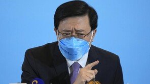 “영국 식민지였던 적 없다”…홍콩 새 교과서 ‘역사 다시쓰기’ 논란