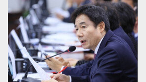 이용호 “권성동 ‘민들레 모임 포장지라도 바꿔서 하면 어떠냐’해”