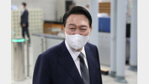 윤건영 “尹대통령 도어스테핑, 스스로 판 무덤 될 수도”