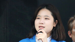 침묵 깬 박지현 “최강욱 엄벌, ‘팬덤’ 아닌 ‘혁신의 길’ 증명하자”