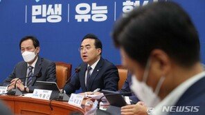 박홍근 “유류세 인하…언 발에 오줌 누는 격”