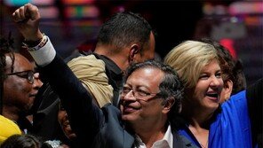 콜롬비아 게릴라 출신 대통령 당선…첫 좌파정권 탄생