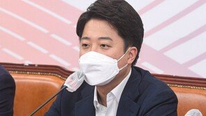 경찰, 이준석 ‘성접대 의혹’ 업체 대표 23일 참고인 조사