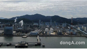 LG화학, 연산 5만 톤 ‘수소공장’ 건설 추진… 석유화학 열분해 저탄소 공정 전환