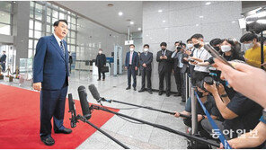 3高 위기 속 국회 공전 3주째… 尹 “국민 숨 넘어가” 