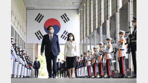 이준석 “김건희 노출됐을 때 호감도 쑥…도어스테핑 질문수준 높였으면”