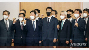 은행권, 당국 “이자 줄여” 경고에 예대차 조정 검토