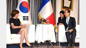 尹대통령, 한 총리에 “PT 잘 됐다고 들어…누리호 발사에 좋은 일 많은 날”