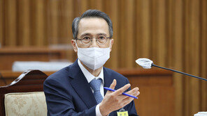 국가정보원, ‘신영복체’ 원훈석 1년 만에 교체 추진