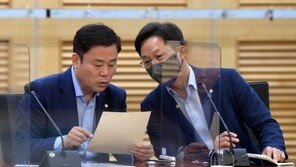 민주 재선들, 이재명 겨냥 “선거 패배 책임자 나서지 마라”