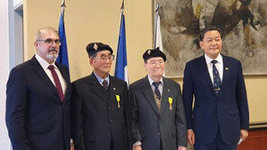 프랑스 대대서 싸운 한국인 6·25 참전용사 2명, 佛 최고 훈장 받는다