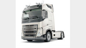 지나갔던 도로지형 기억 ‘첨단 트럭’… 오르막-내리막 예상해 알아서 변속 