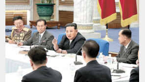 누리호 발사 성공한 날… 김정은, 黨중앙군사위 소집