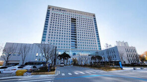 수원지검 ‘시세 조종 의혹’ 쌍방울그룹 압수수색