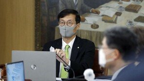 환율 급등 막으려면…전문가들 “빅스텝 고려해야”