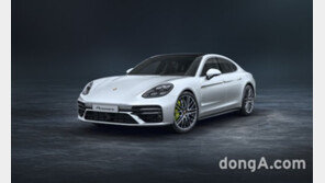 포르쉐코리아, ‘파나메라 터보S E-하이브리드’ 출시… “전동화로 완성된 초고성능”