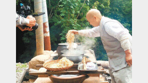 먹거리에 스토리 입혀 글로벌 MZ세대 공략 