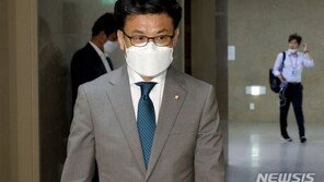 진성준 “권성동, 정오까지 원구성 직접 답해 주시길”