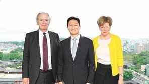 정기선 사장, 스티븐스 전 대사와 환담