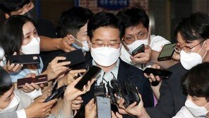 [사설]임기 26일 남긴 청장 하차시킨 행안부의 ‘경찰 통제’ 독주