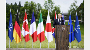 G7 정상들 “북한 미사일 강력 규탄…비핵화 대화 재개해야”
